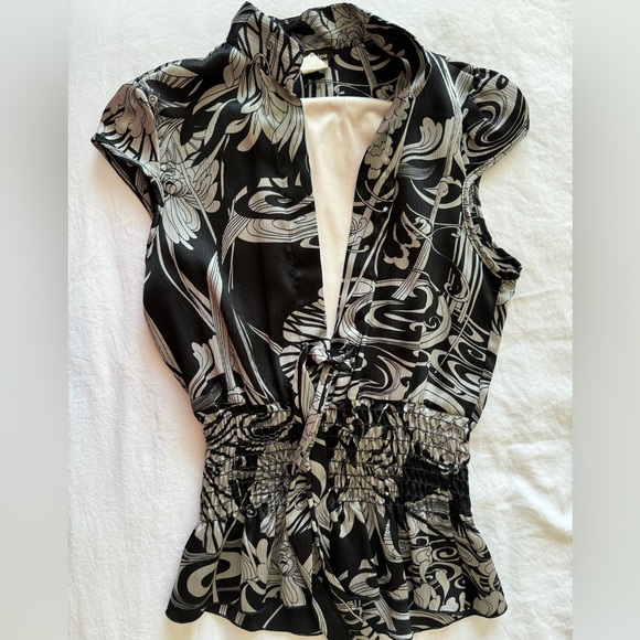 Tops - Black/Silver floral pattern top